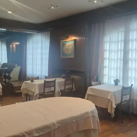 Hotel Edelweiss-3